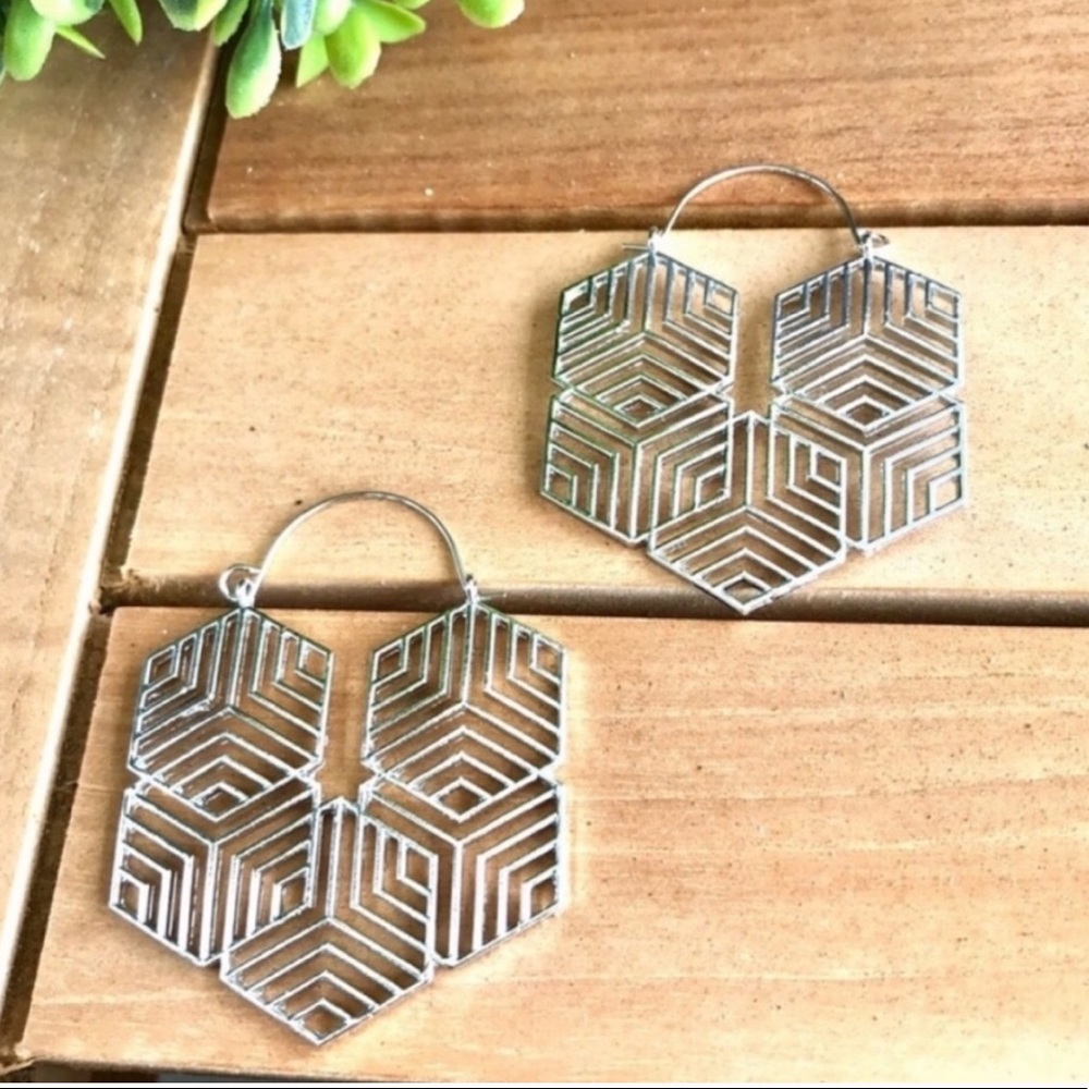 ANTHROPOLOGIE SILVER hexagon Drop HOOP EARRINGS - Picture 2 of 5